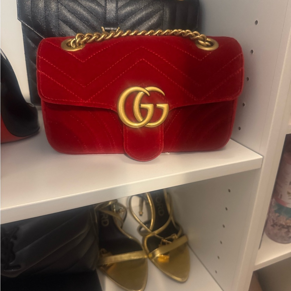 GG Marmont Small shoulder bag - Picture 2 of 11